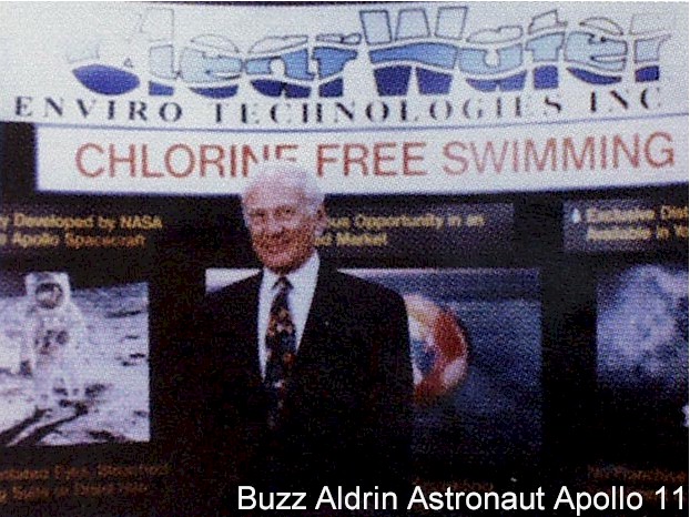 moon.jpg (110131 bytes)